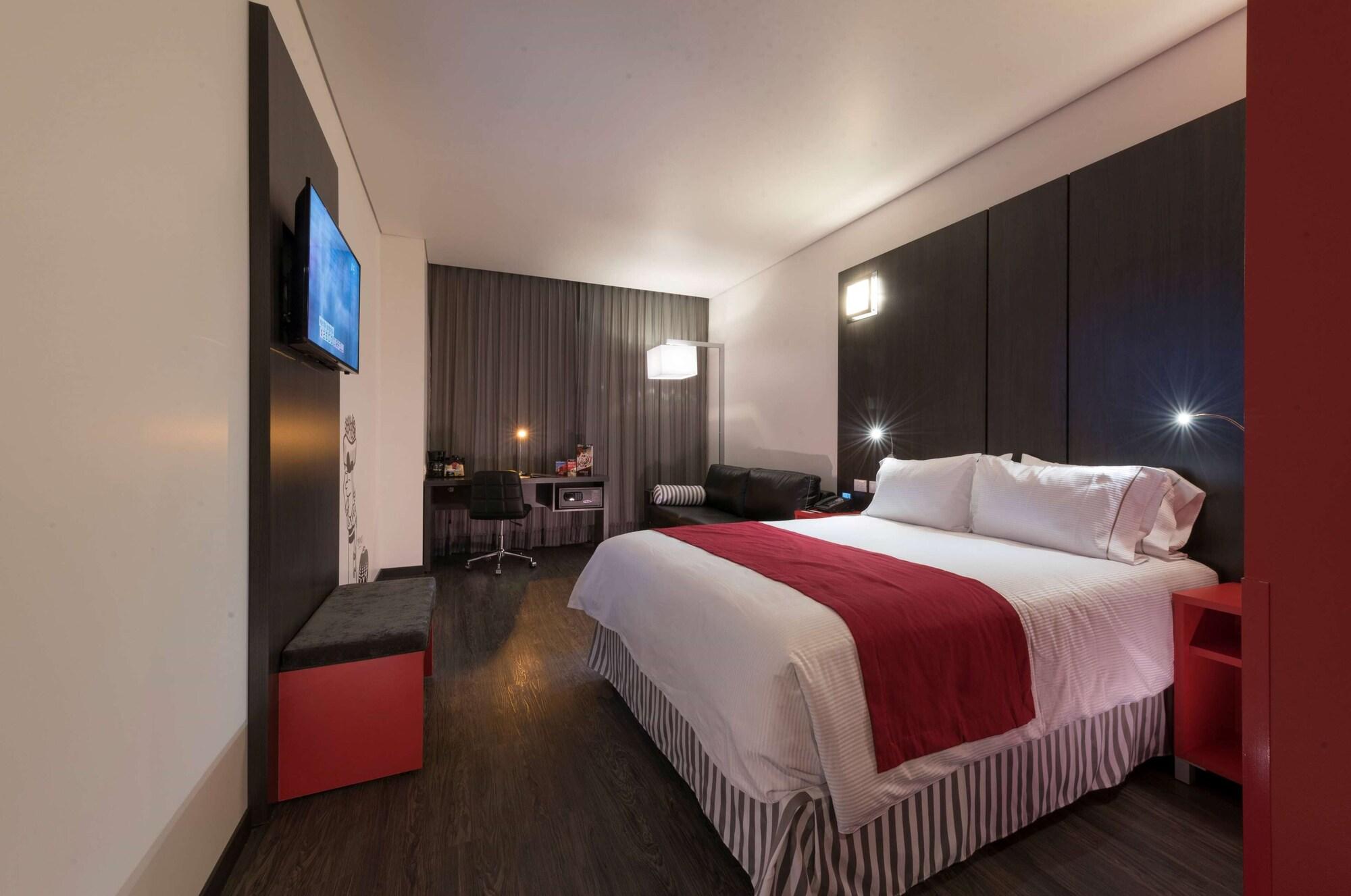 Ramada Encore San Luis Potosi Exterior photo